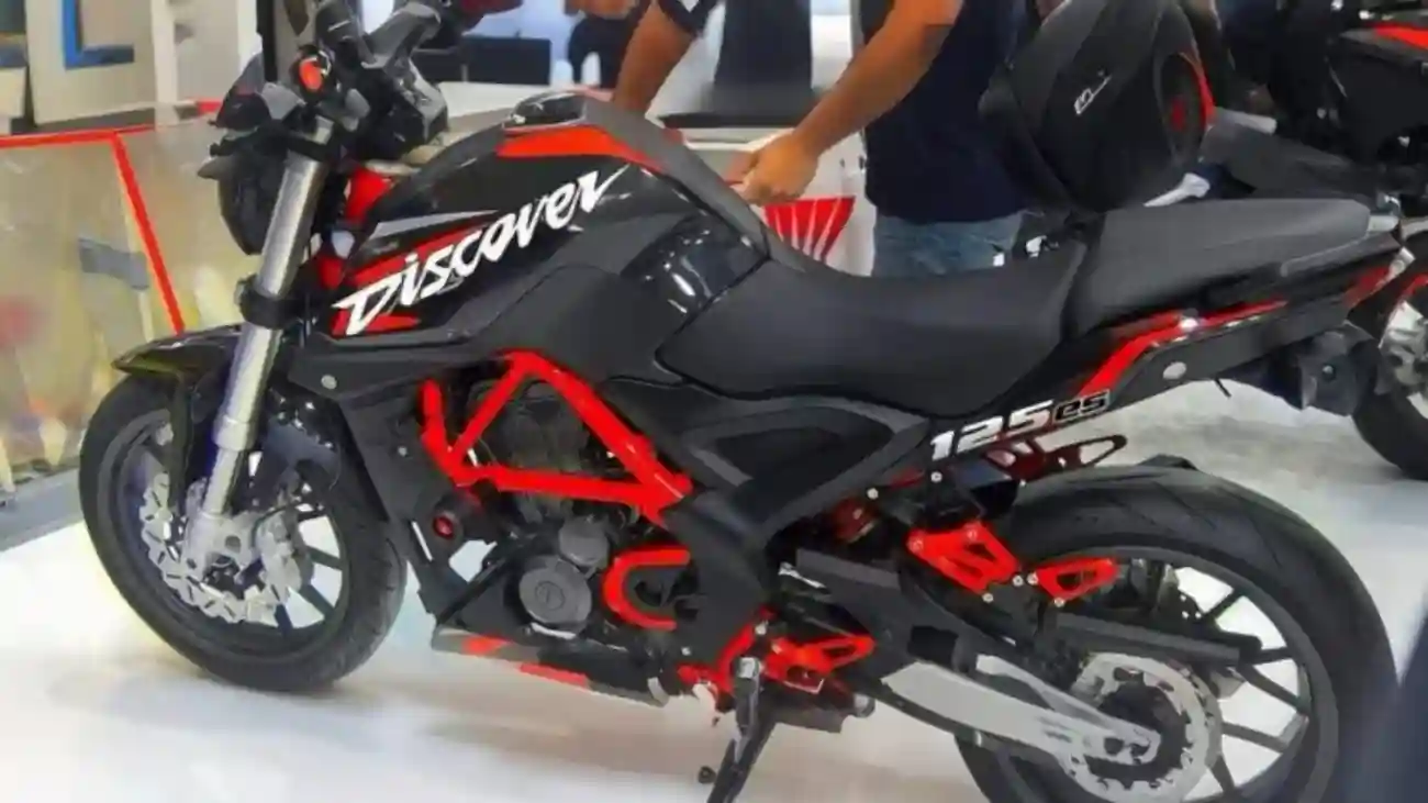 New Bajaj Discover 125cc 2025, Bajaj Discover 125 mileage, Bajaj Discover 125 top speed, Bajaj Discover 125 price, Bajaj Discover 125 features, Bajaj Discover 125 launch, Bajaj Discover 125 review, Bajaj Discover 125 specs, Bajaj Discover 125 commuter bike, Bajaj Discover 125 India